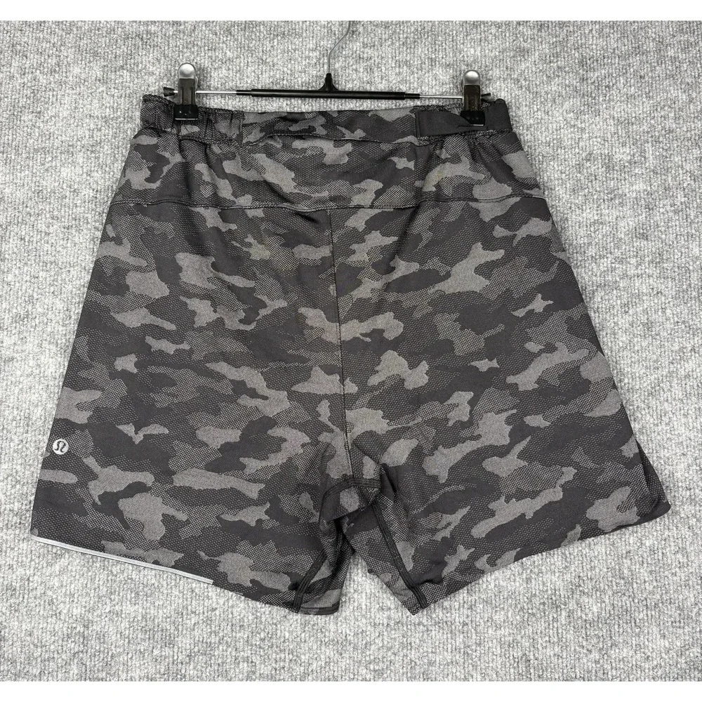 Lululemon Shorts Mens M Black Gray Camo Surge Lined Stretch Gym Run Train
